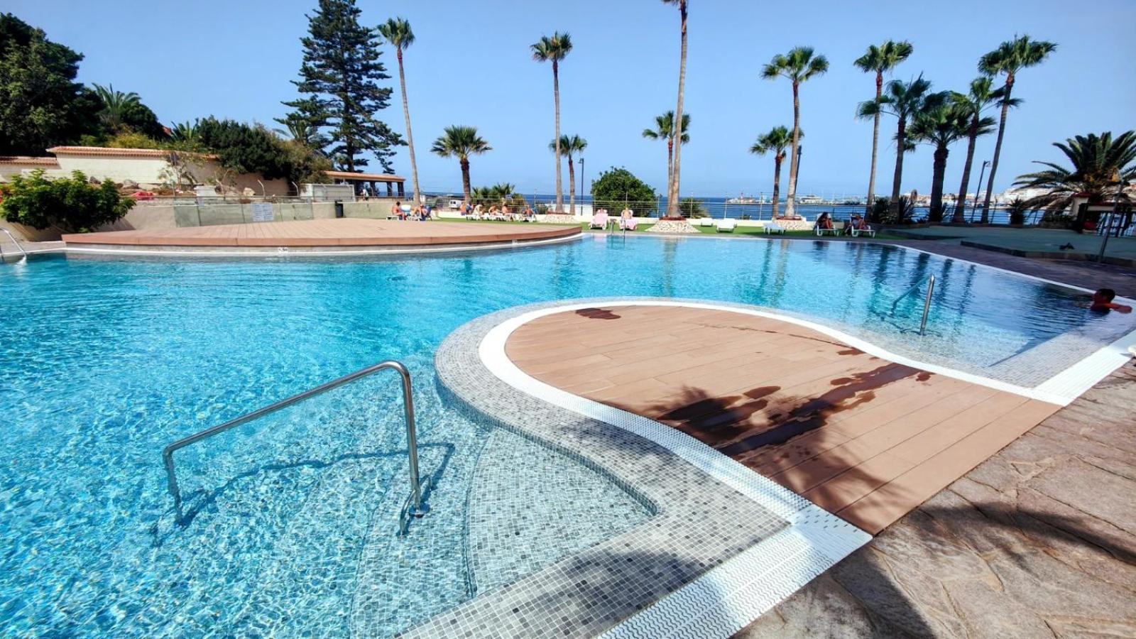 Costamar Getaway Апартаменты *